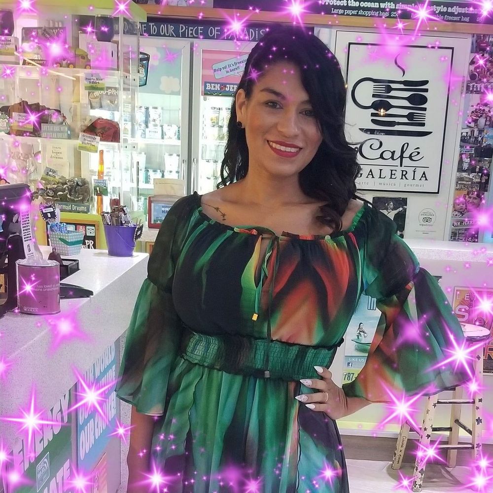 Meet your Posher, Josmarie